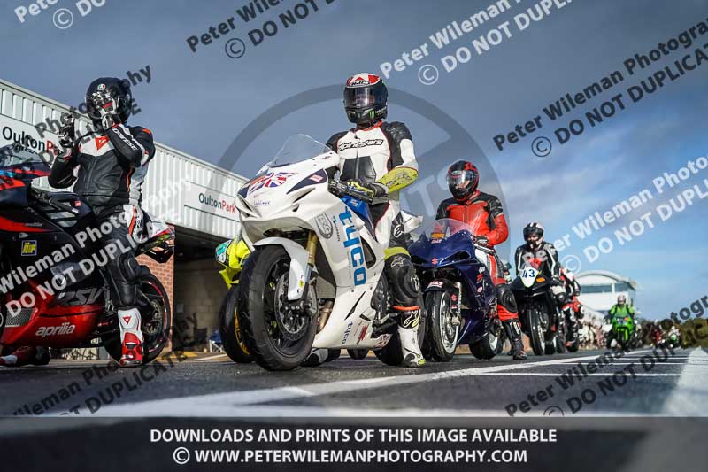 anglesey;brands hatch;cadwell park;croft;donington park;enduro digital images;event digital images;eventdigitalimages;mallory;no limits;oulton park;peter wileman photography;racing digital images;silverstone;snetterton;trackday digital images;trackday photos;vmcc banbury run;welsh 2 day enduro